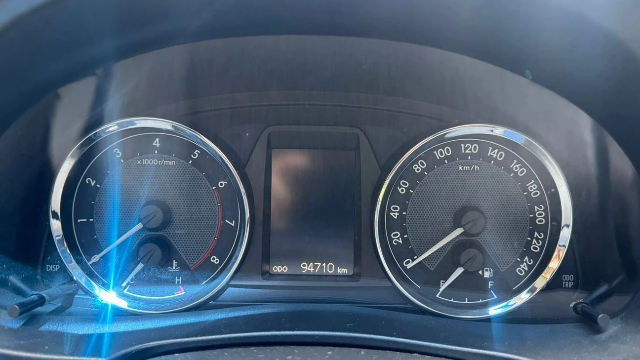 TOYOTA COROLLA