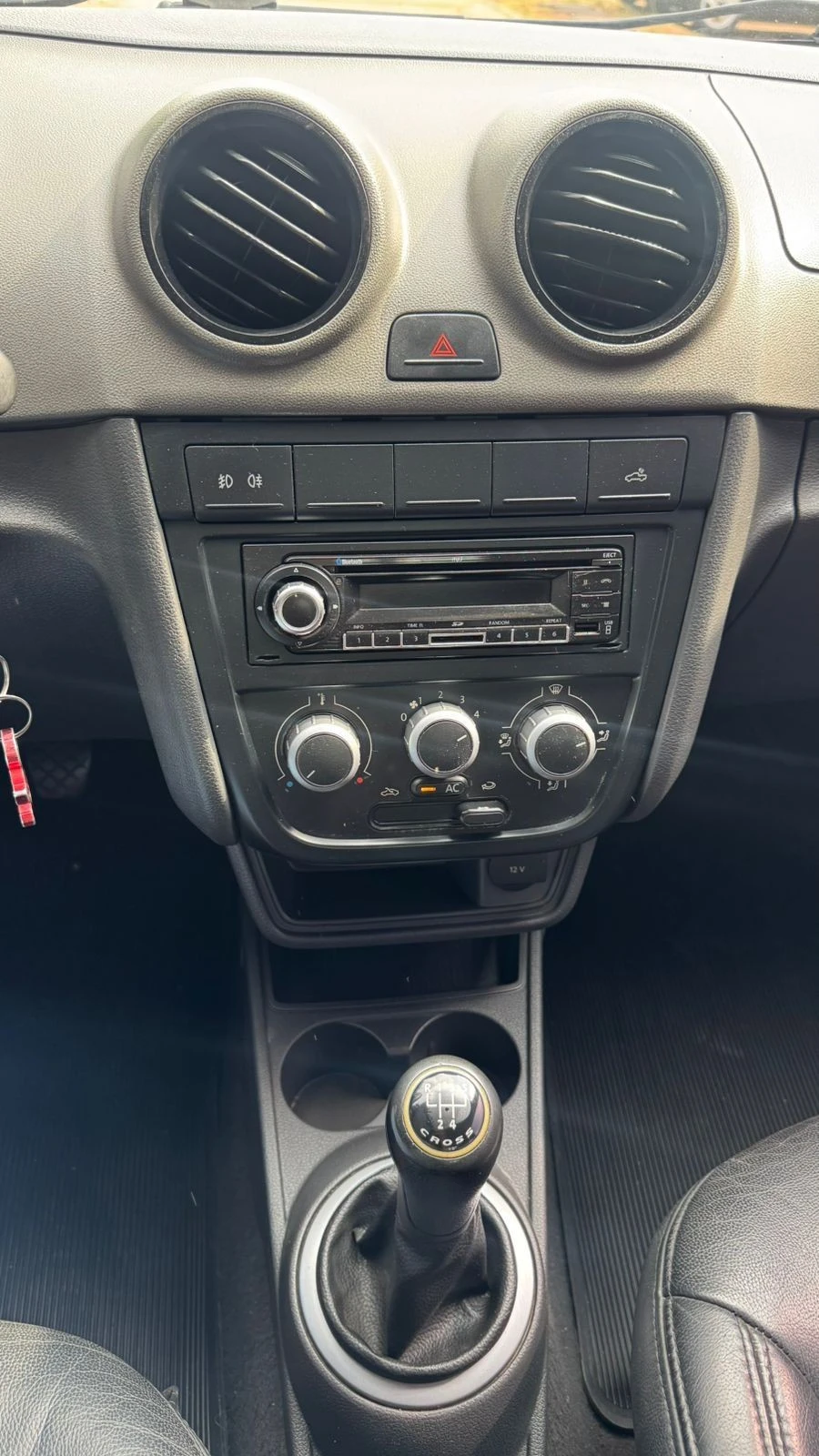 VOLKSWAGEN SAVEIRO