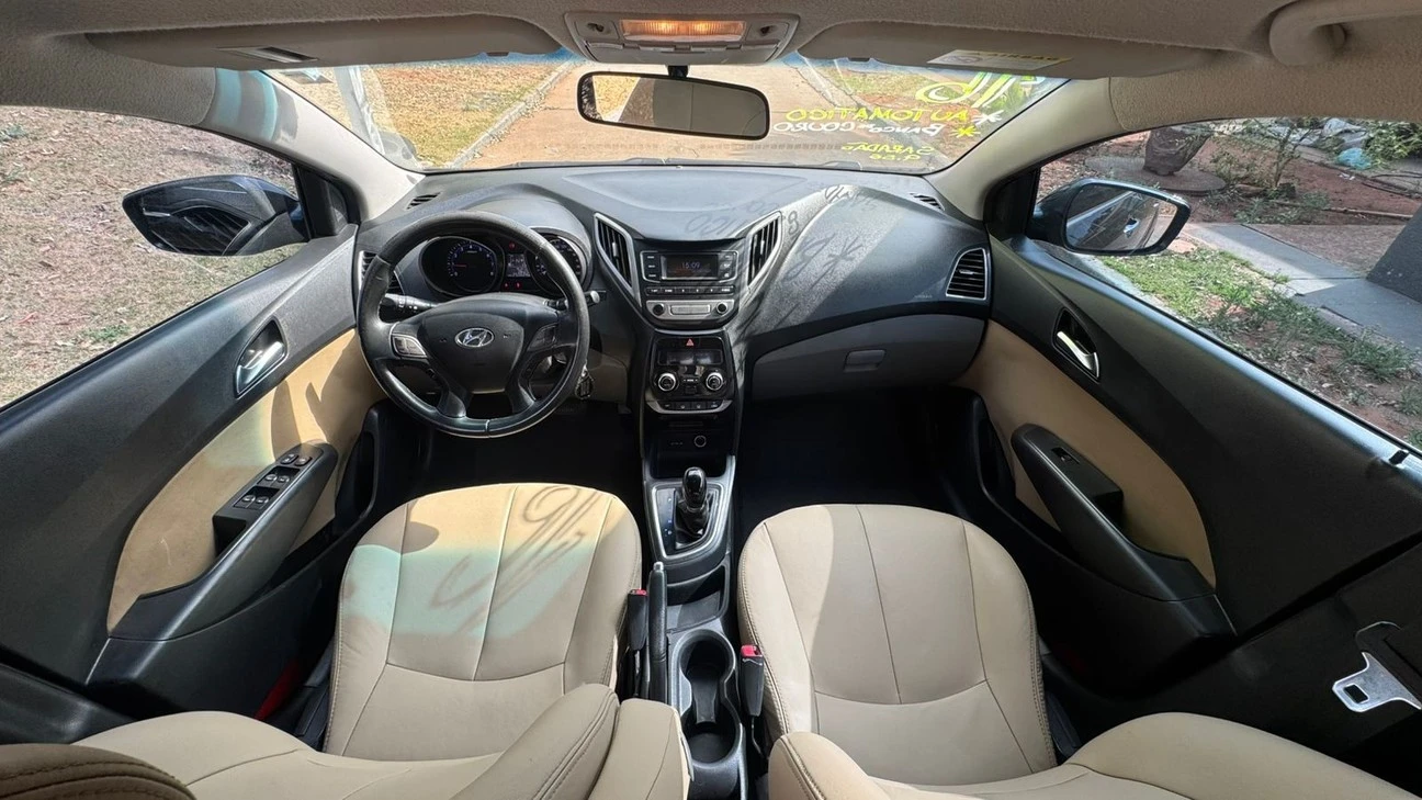 HYUNDAI HB20S