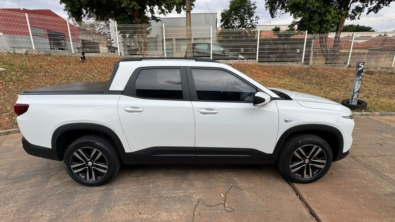 CHEVROLET MONTANA
