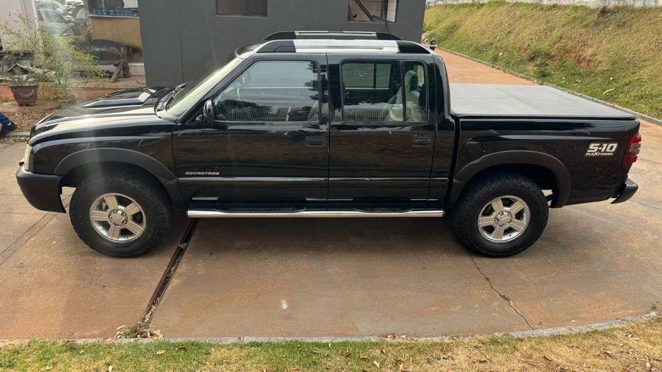 CHEVROLET S10