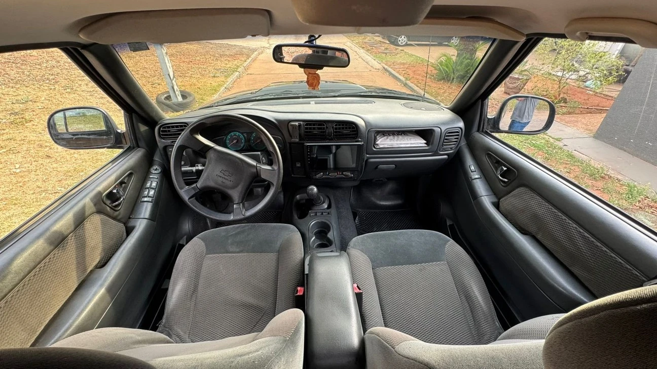 CHEVROLET S10