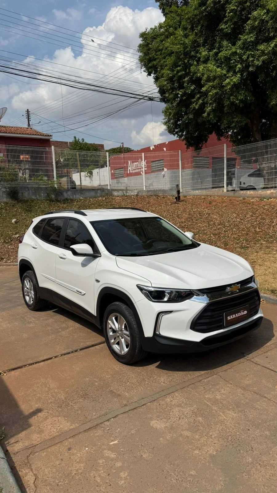 CHEVROLET TRACKER