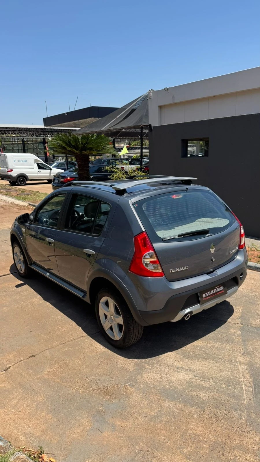 RENAULT SANDERO