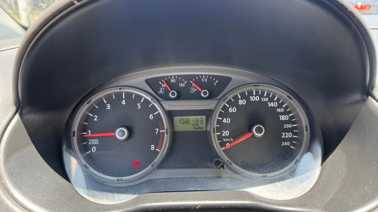 VOLKSWAGEN VOYAGE