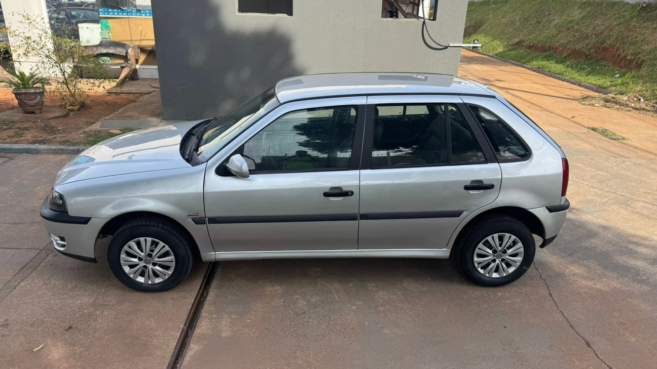 VOLKSWAGEN GOL
