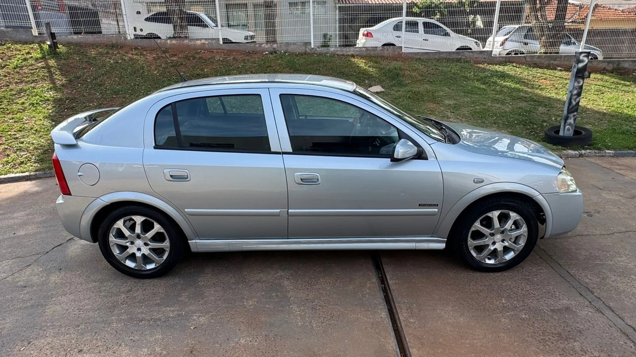 CHEVROLET ASTRA