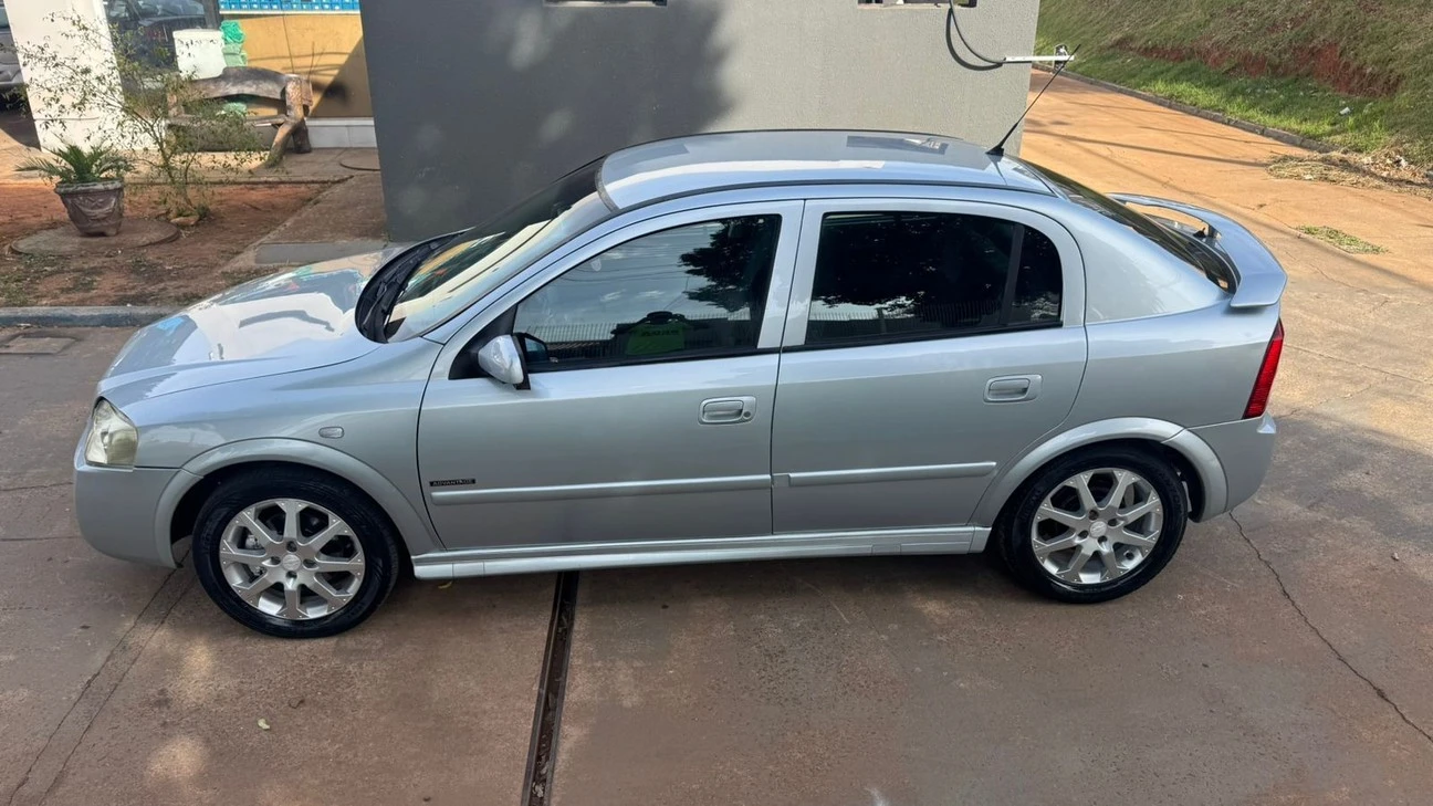 CHEVROLET ASTRA