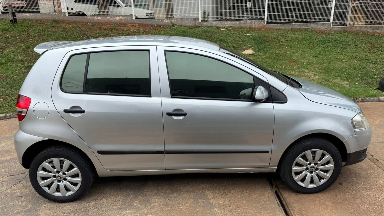 VOLKSWAGEN FOX