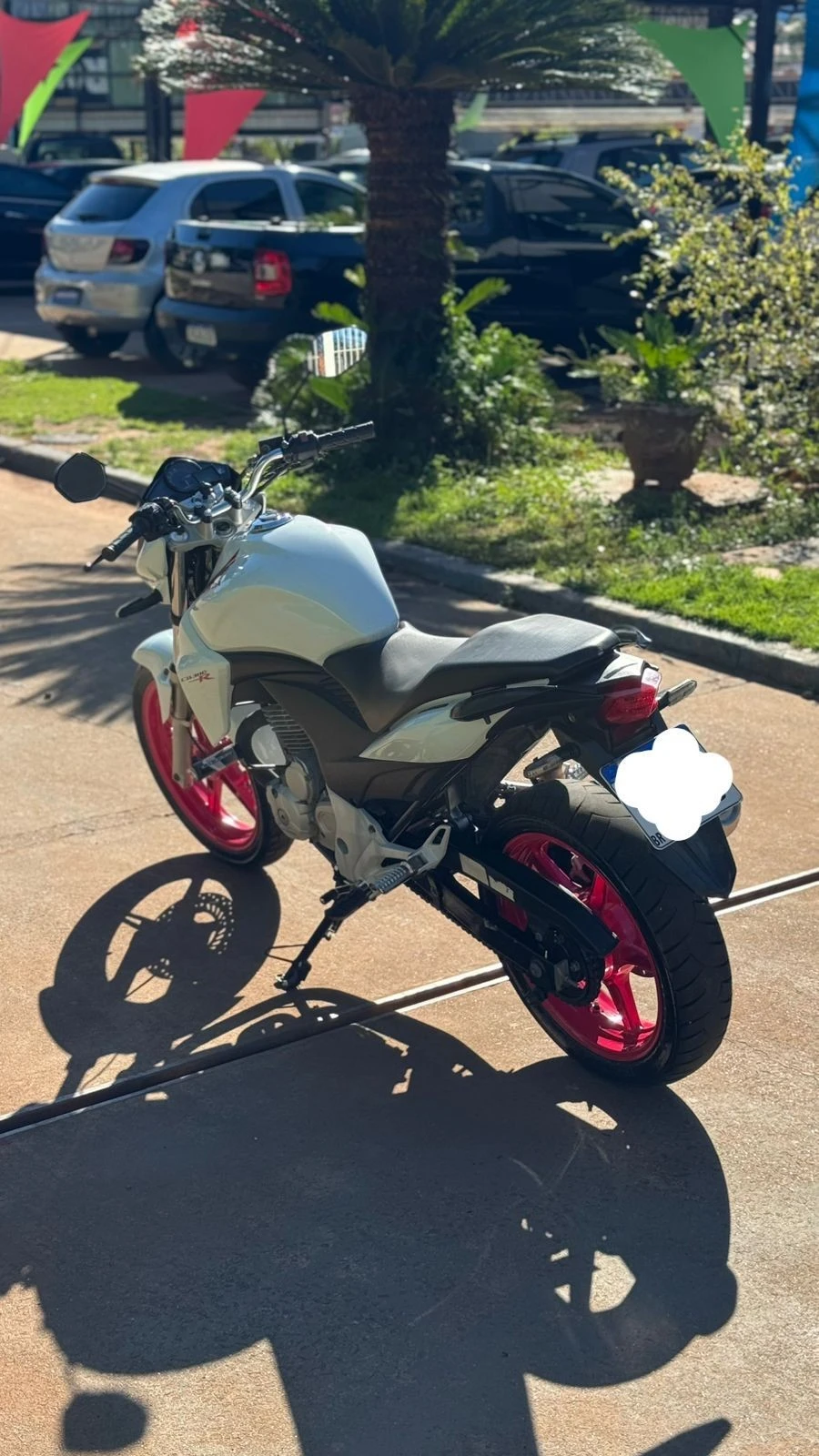 HONDA CB 300R