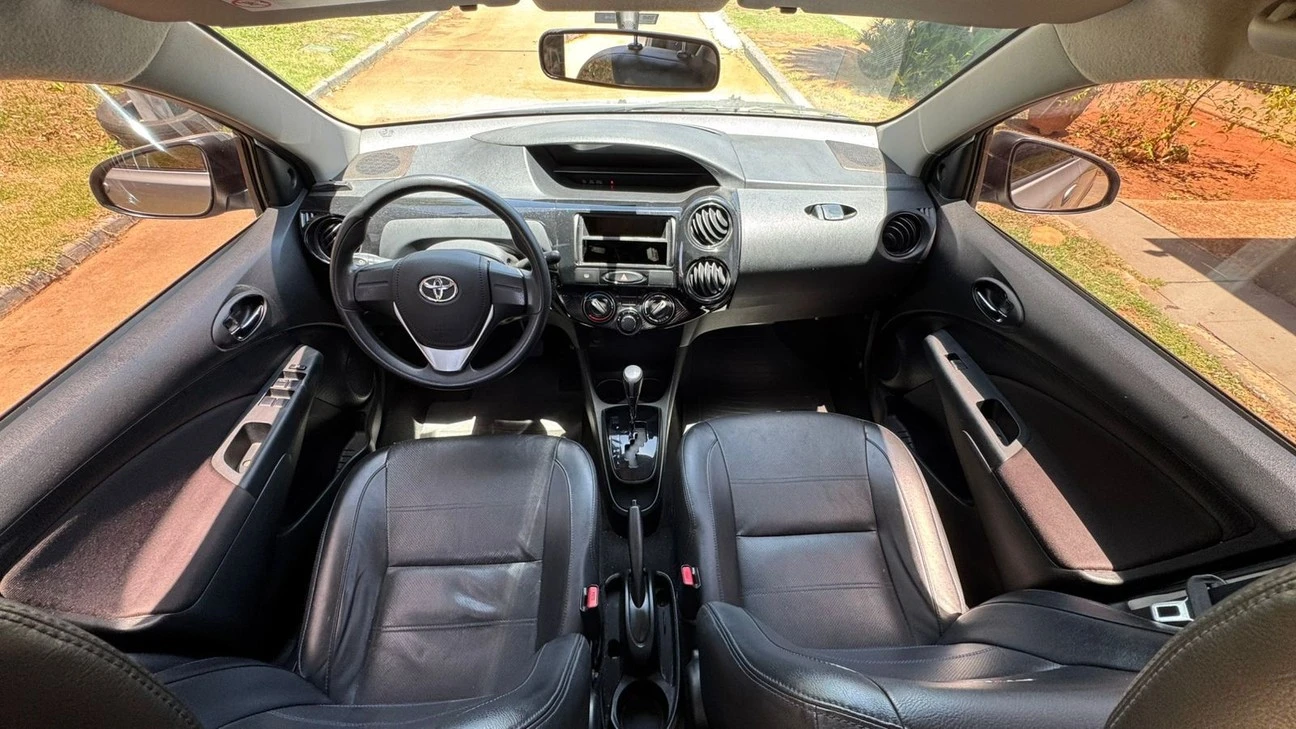 TOYOTA ETIOS