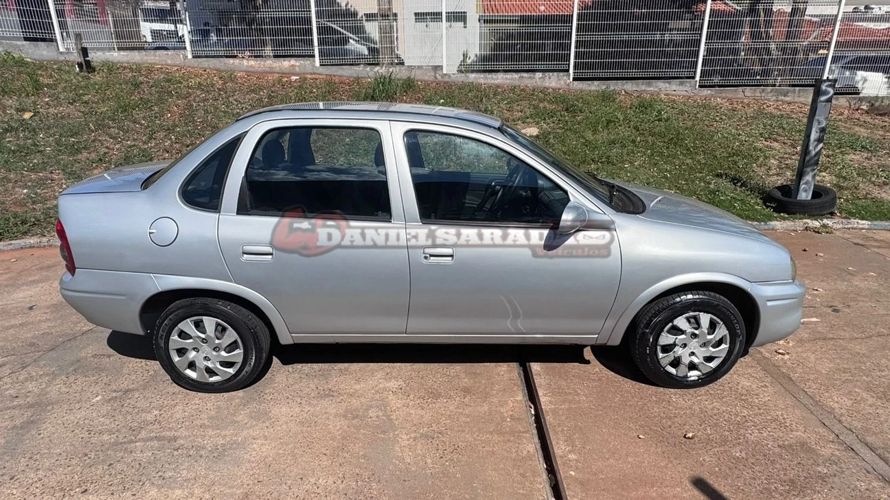 CHEVROLET CORSA