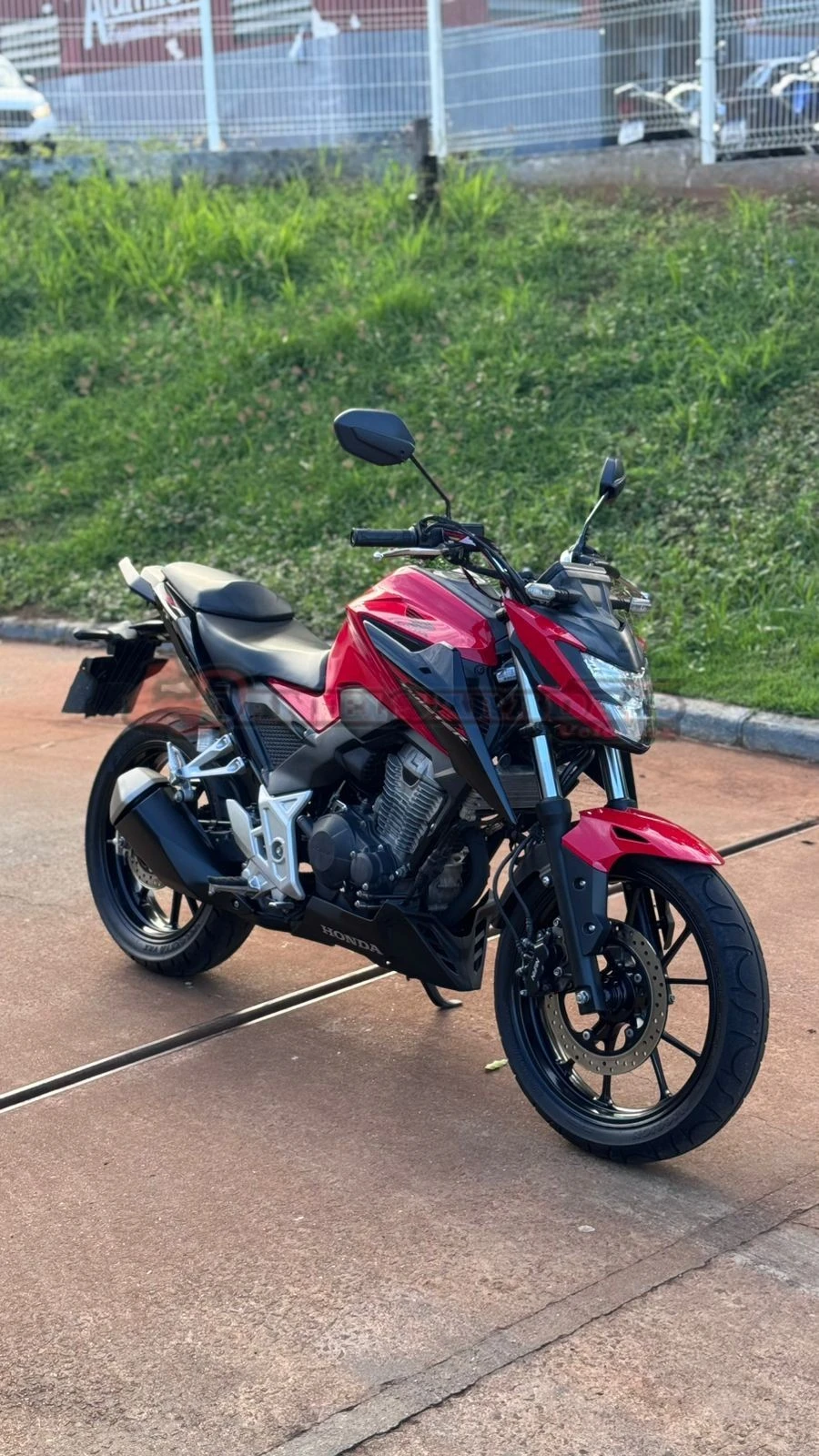 HONDA CB 300F TWISTER ABS