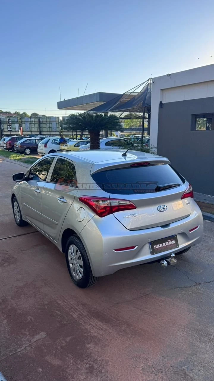 HYUNDAI HB20