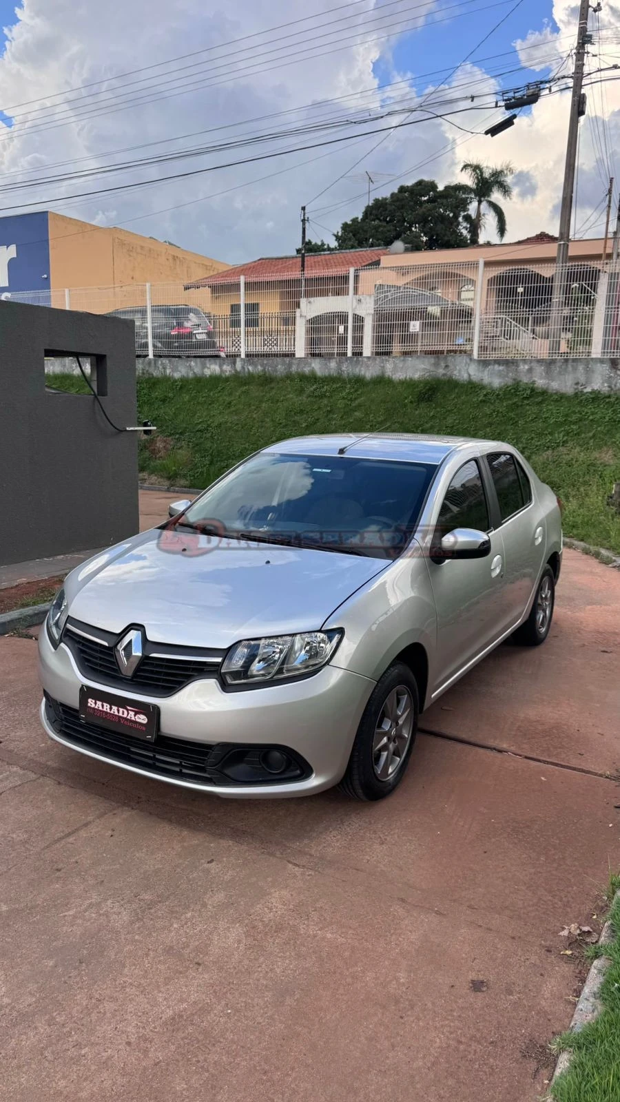 RENAULT LOGAN