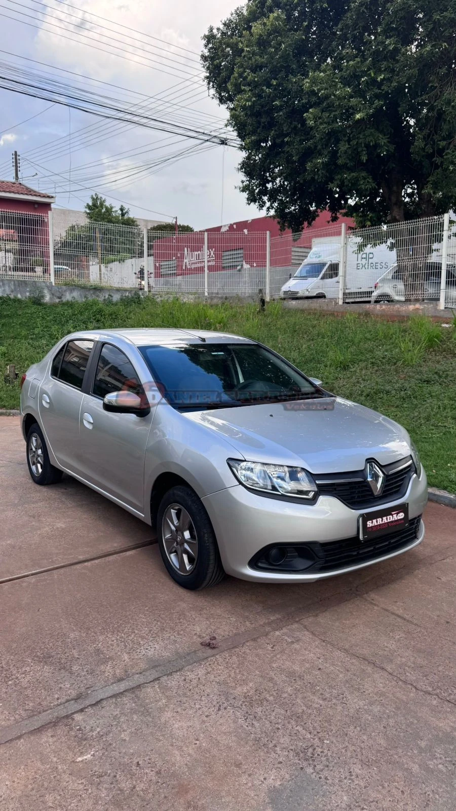 RENAULT LOGAN