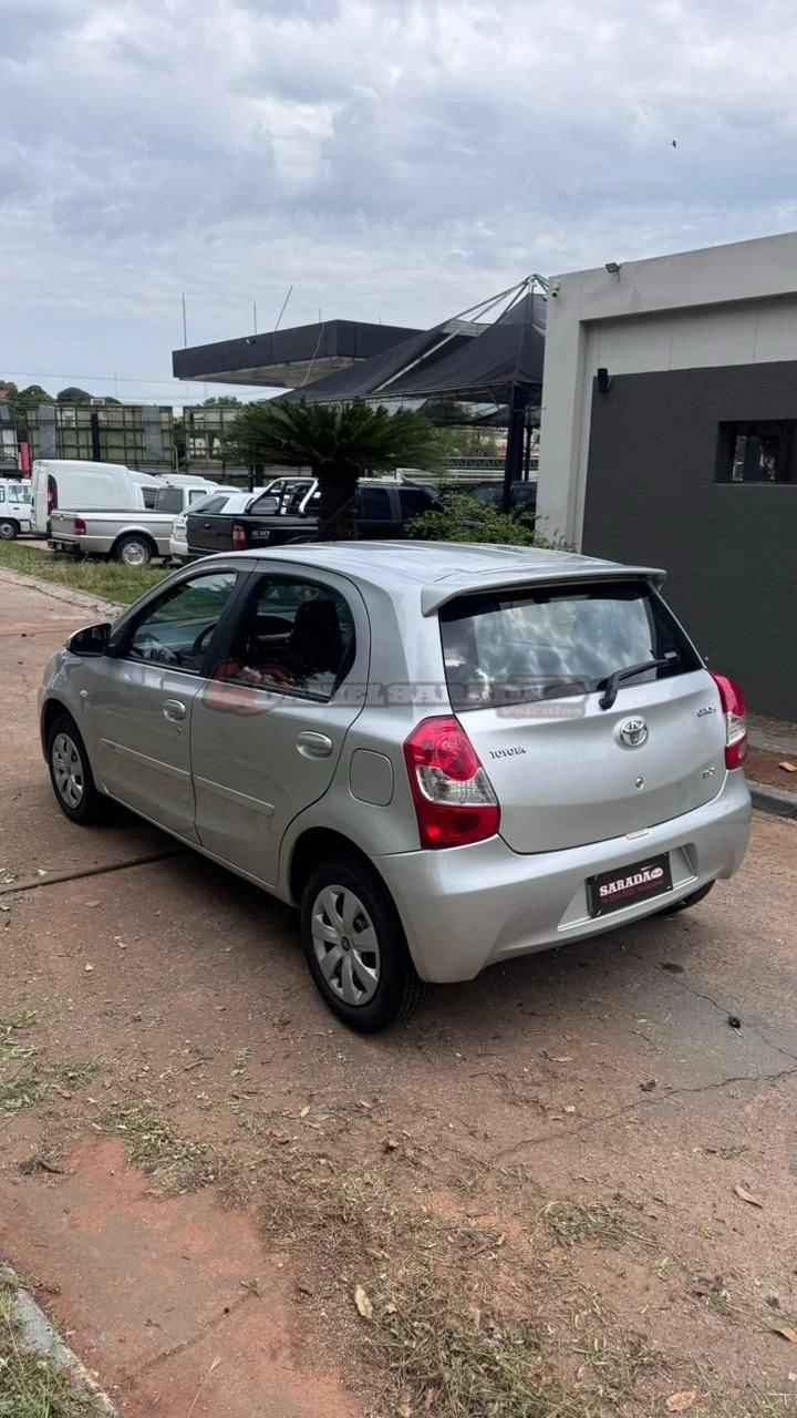 TOYOTA ETIOS