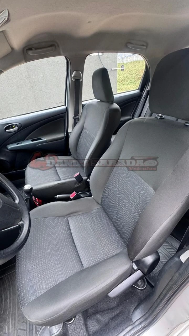 TOYOTA ETIOS