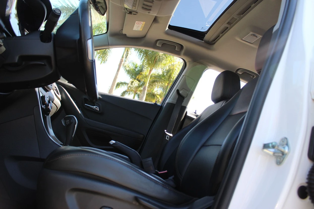 CHEVROLET TRACKER