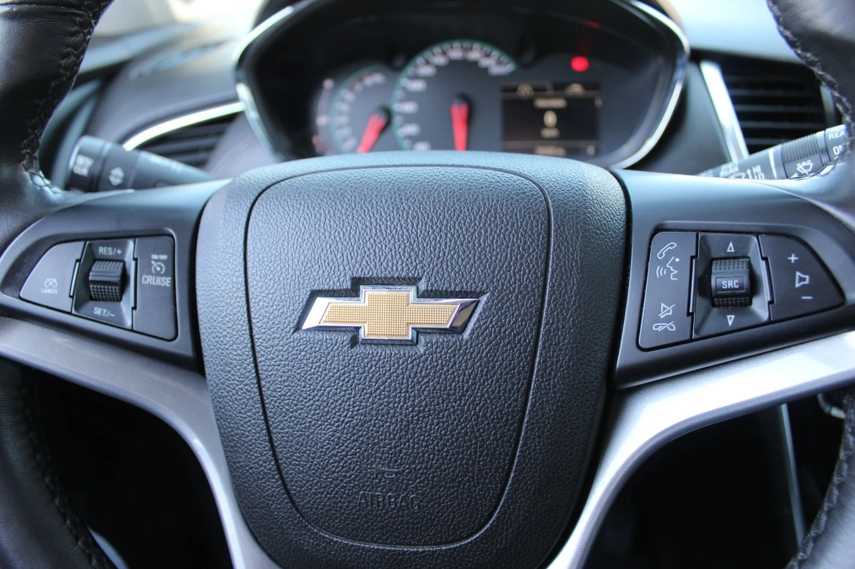 CHEVROLET TRACKER