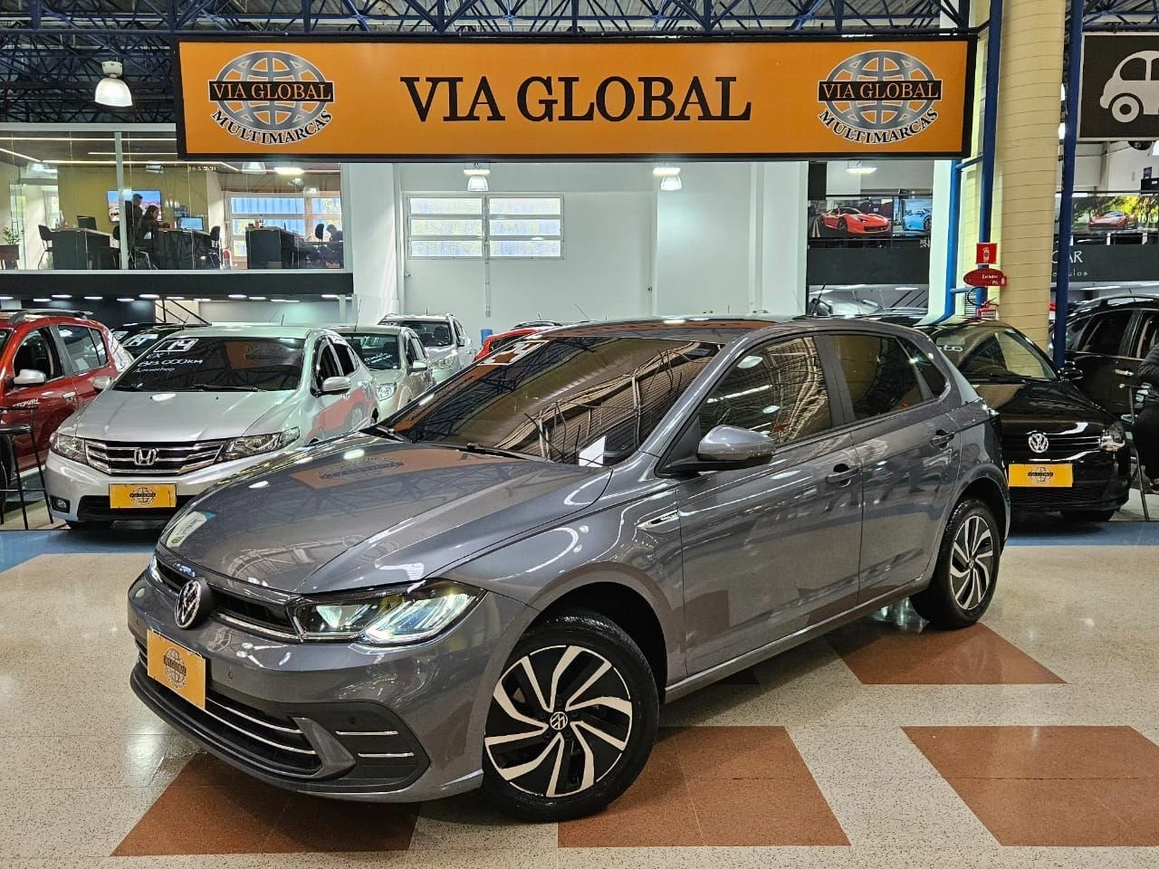VOLKSWAGEN POLO