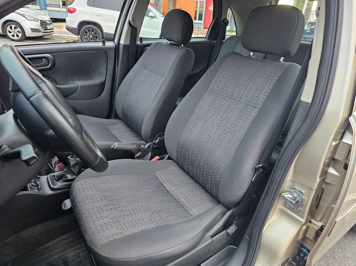 CHEVROLET CORSA