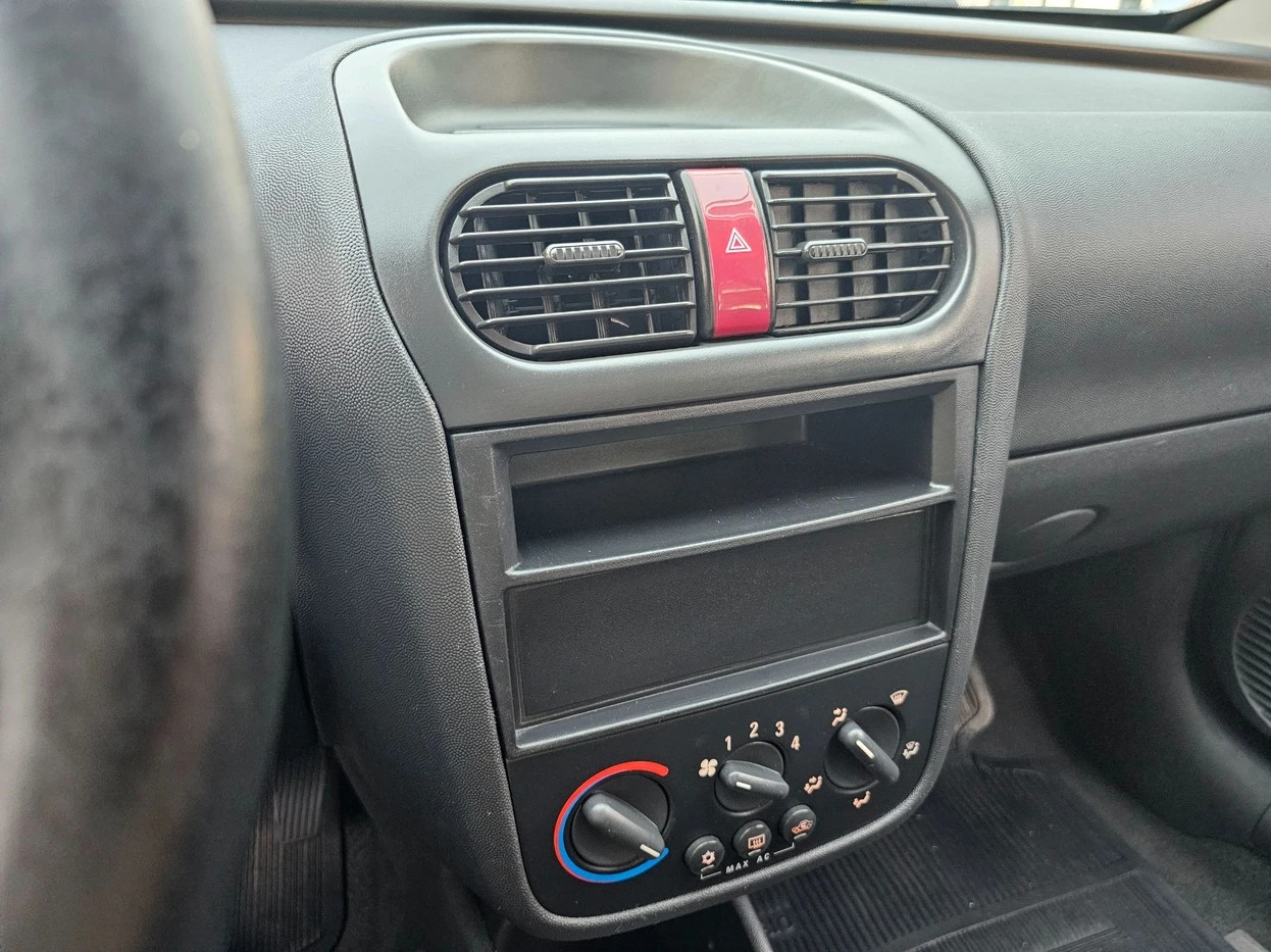 CHEVROLET CORSA
