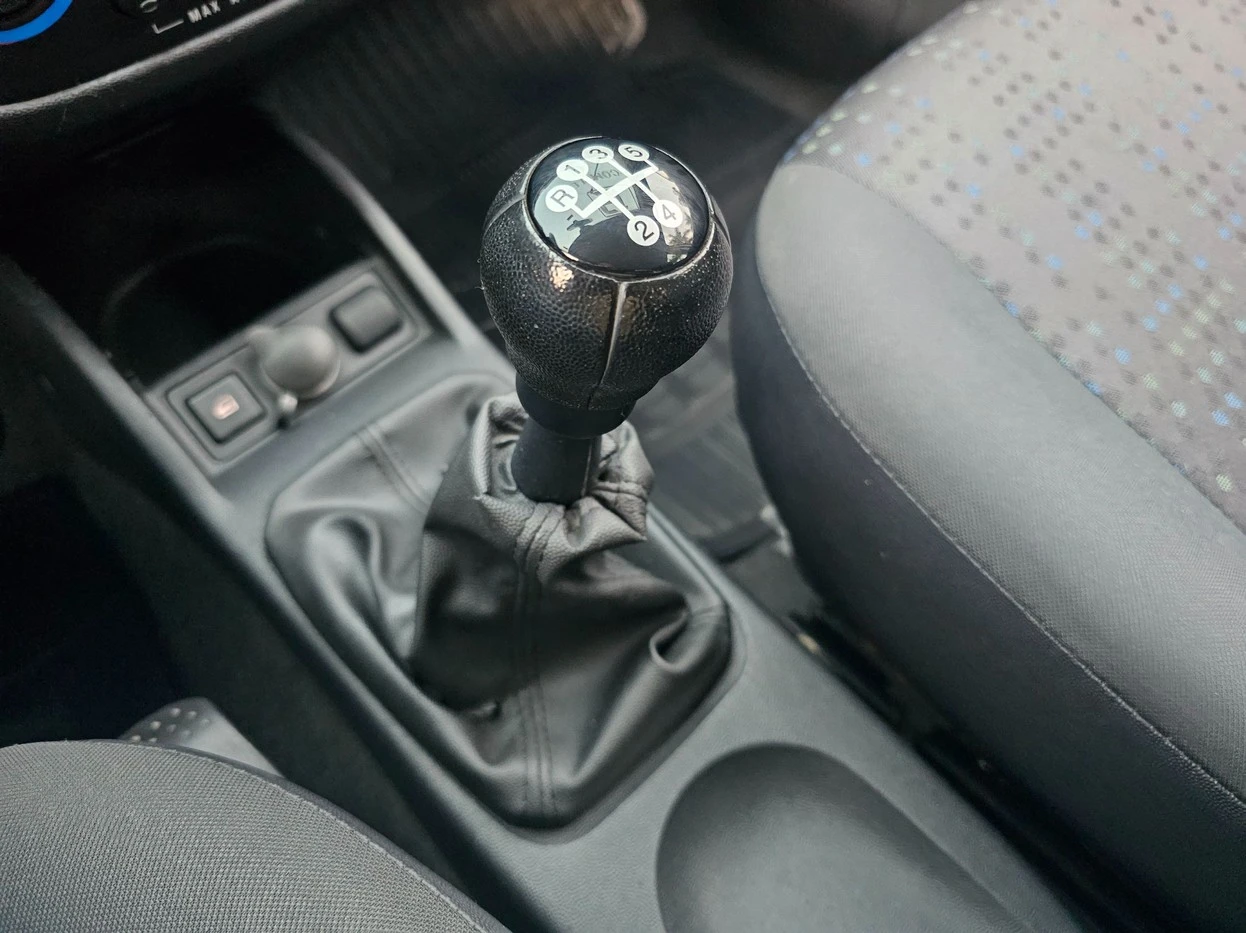 CHEVROLET CORSA