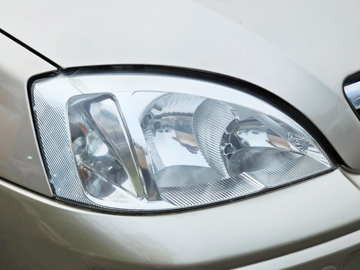 CHEVROLET CORSA
