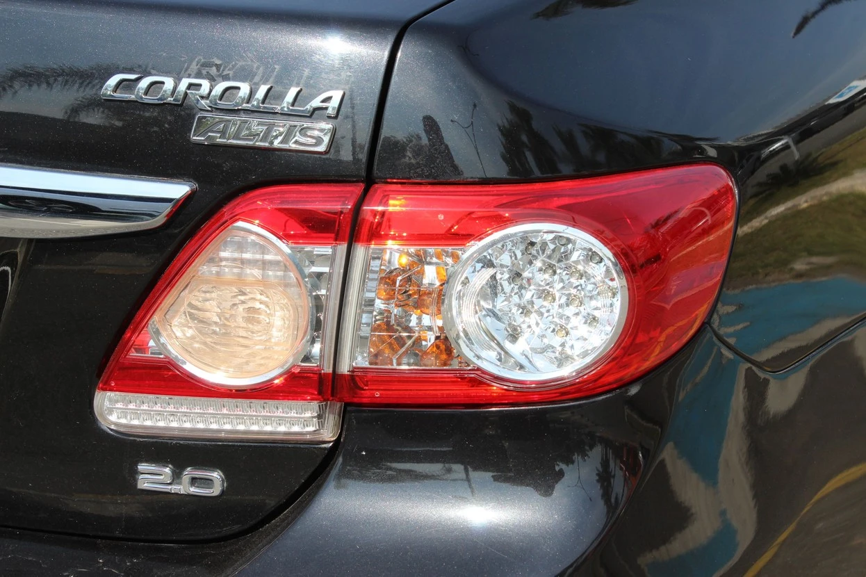 TOYOTA COROLLA
