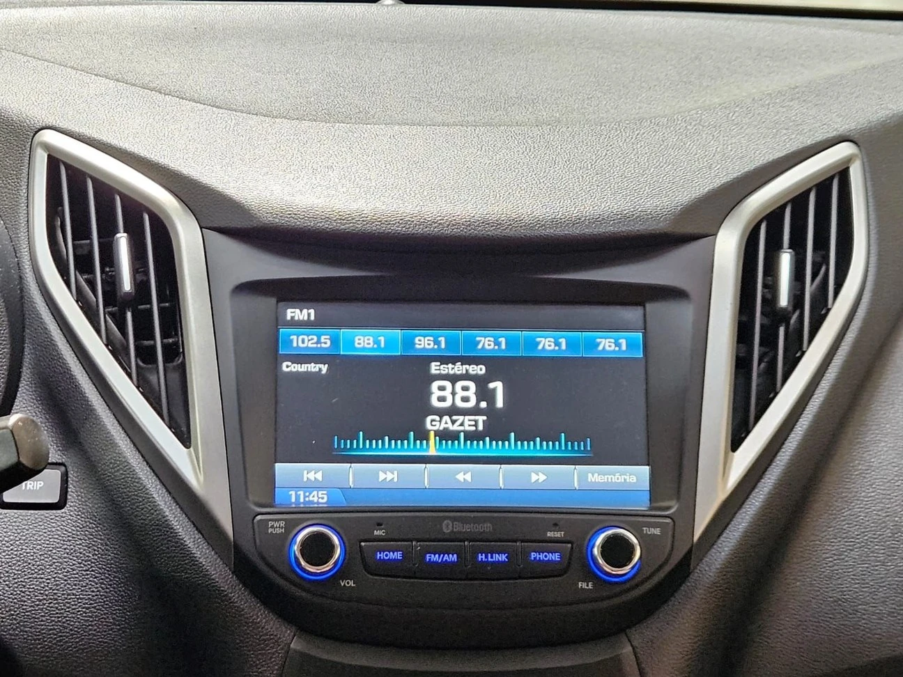 HYUNDAI HB20X