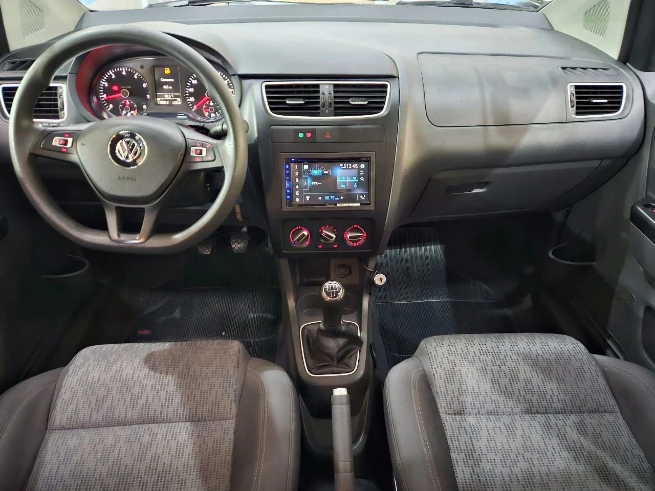 VOLKSWAGEN FOX