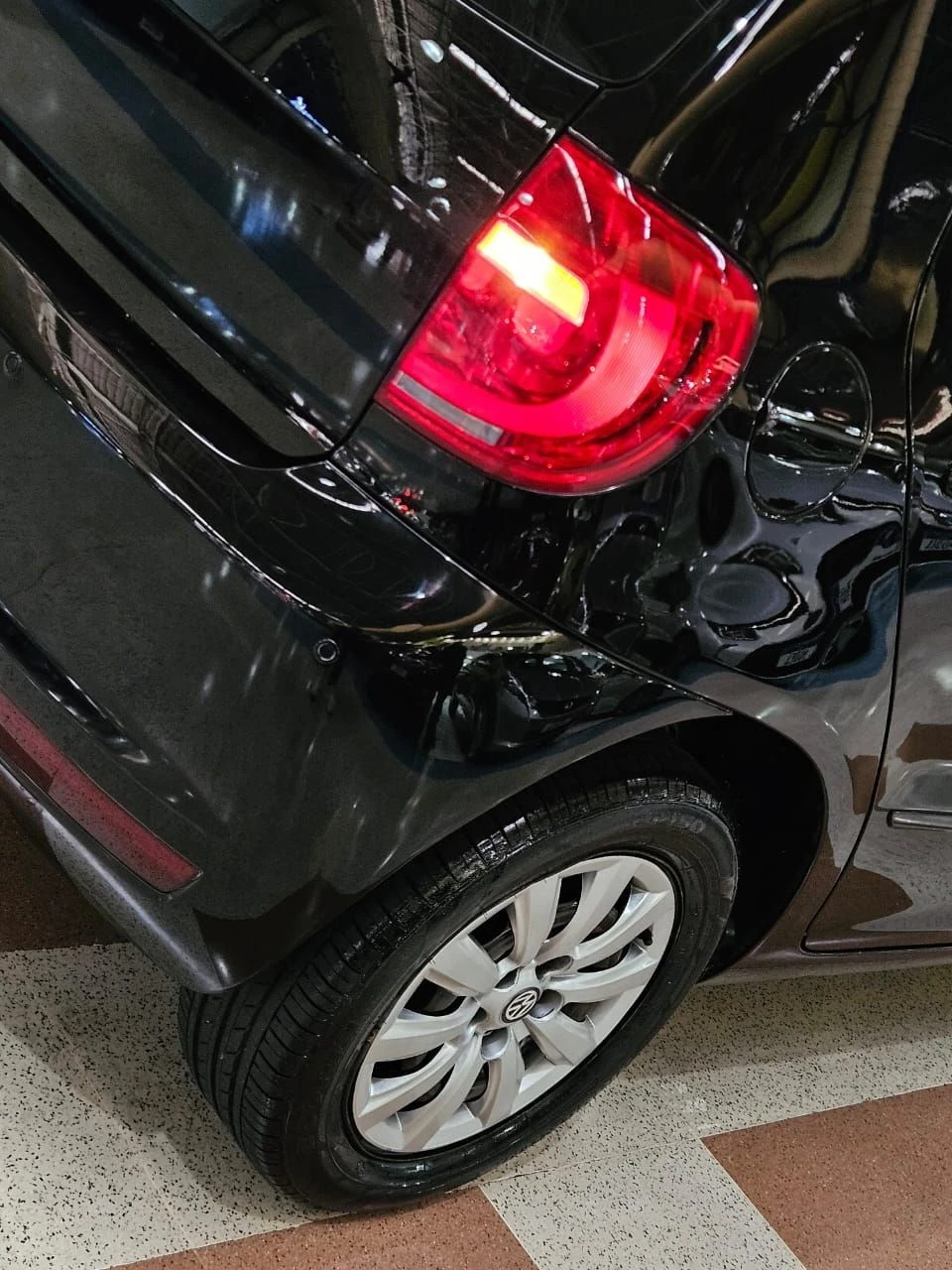 VOLKSWAGEN FOX