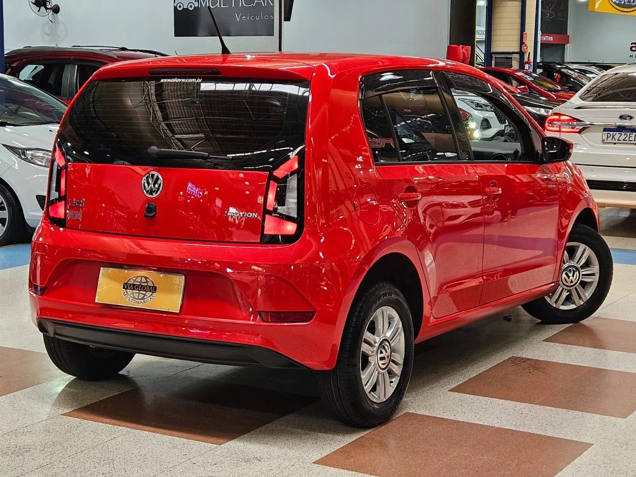 VOLKSWAGEN UP