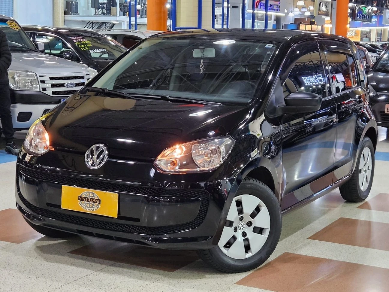 VOLKSWAGEN UP