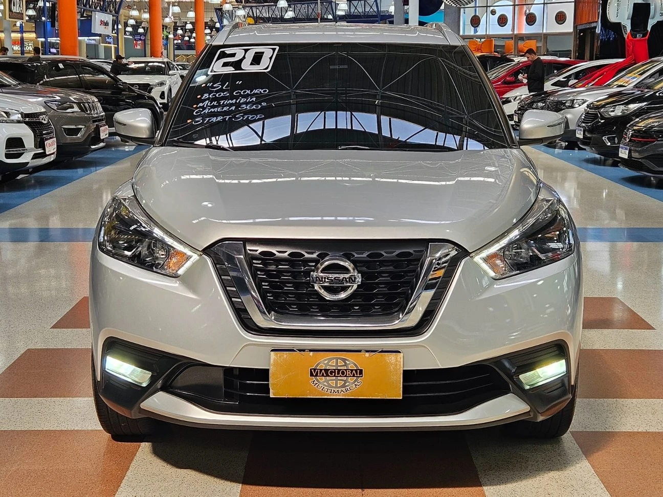 NISSAN KICKS