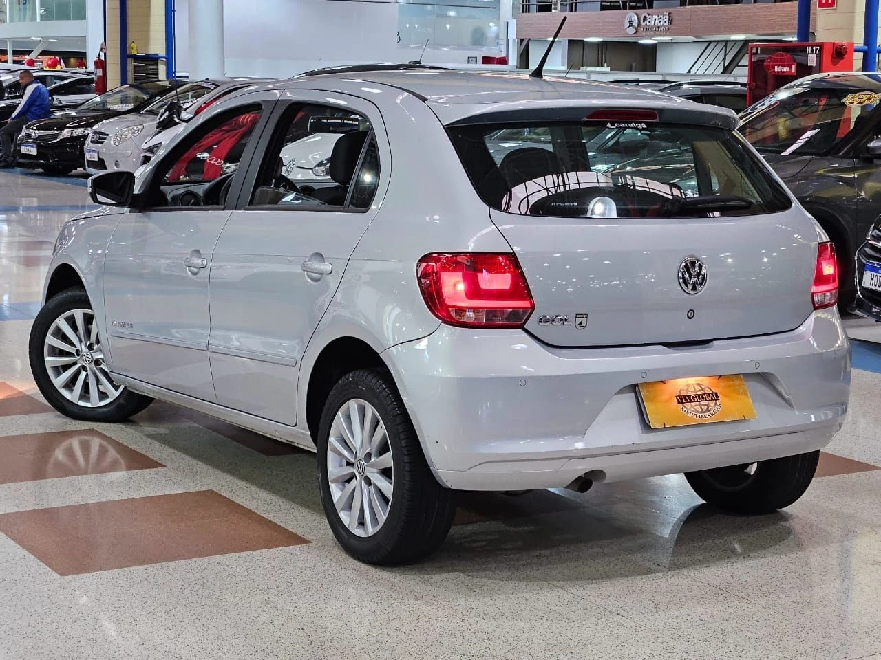 VOLKSWAGEN GOL