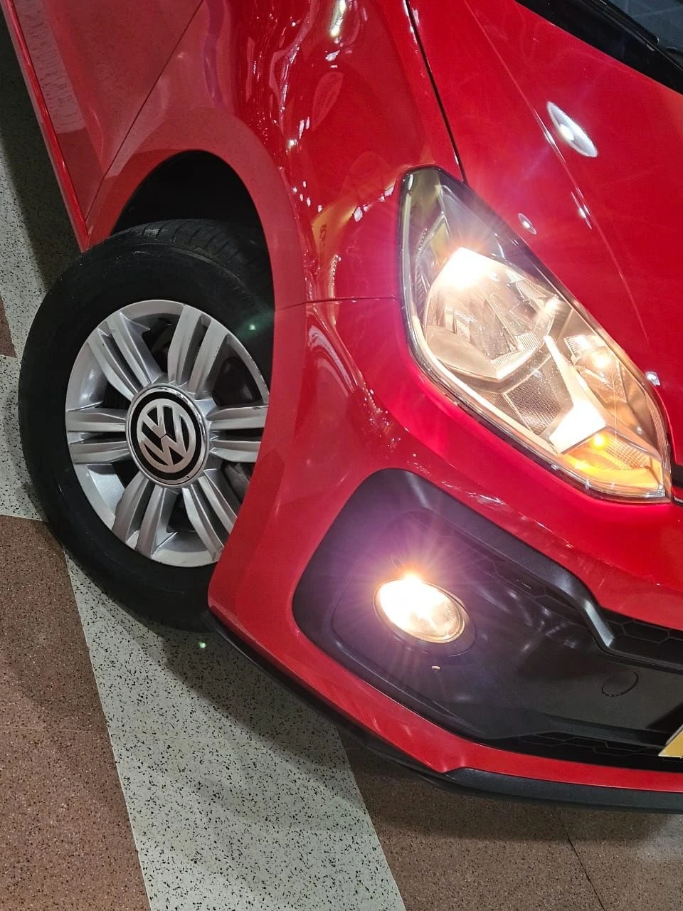 VOLKSWAGEN UP