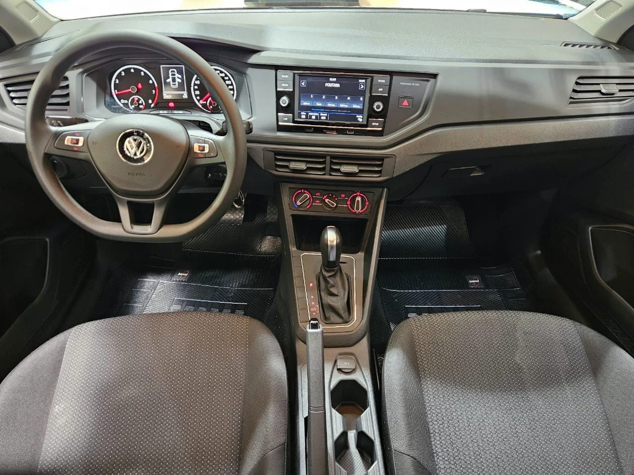 VOLKSWAGEN VIRTUS