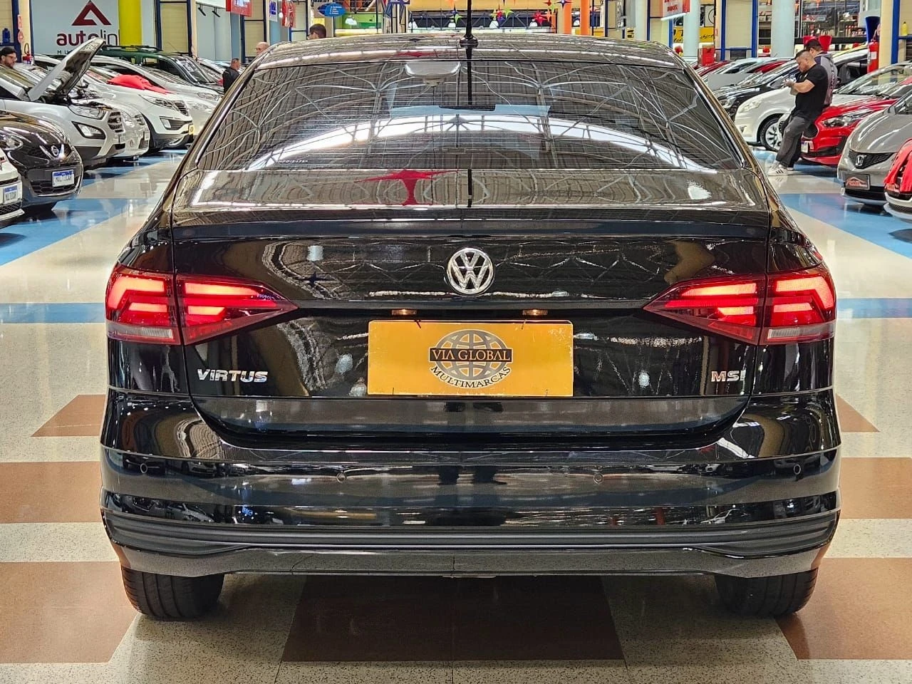 VOLKSWAGEN VIRTUS