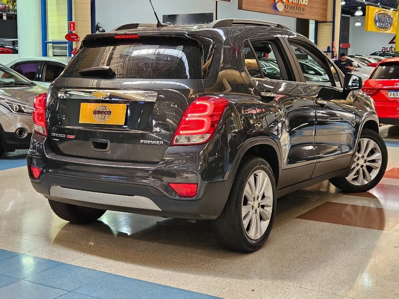 CHEVROLET TRACKER