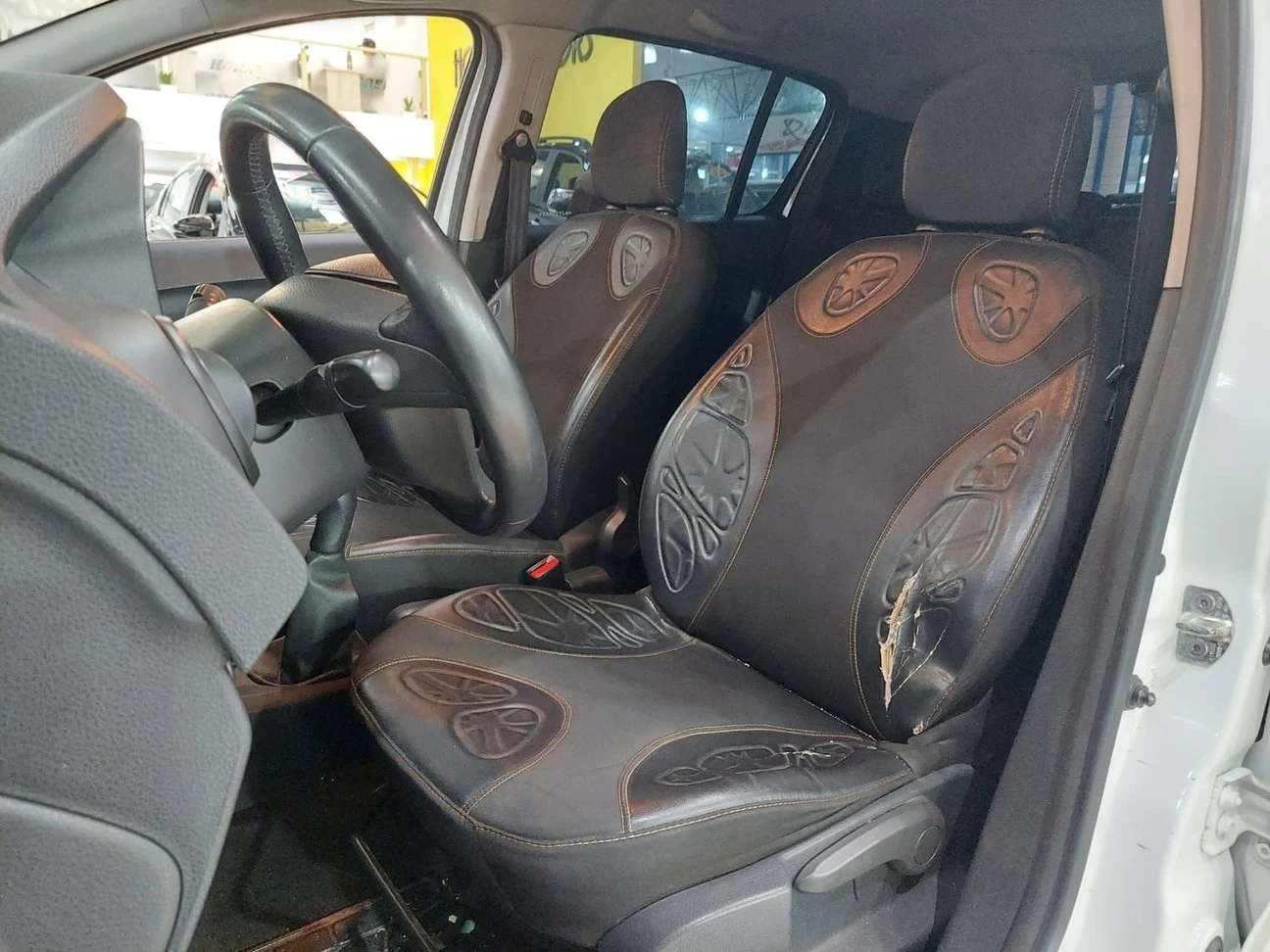 RENAULT SANDERO