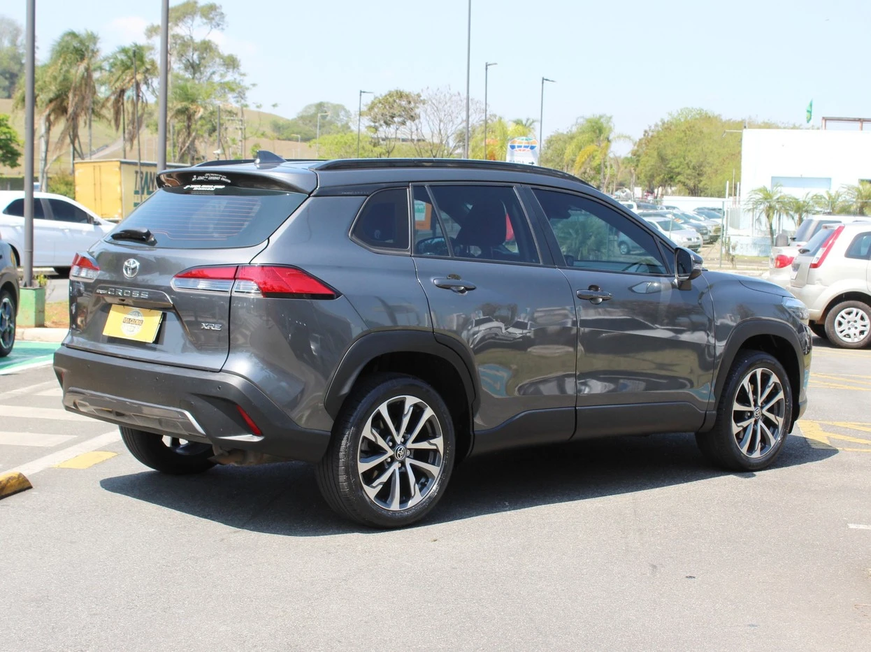 TOYOTA COROLLA CROSS