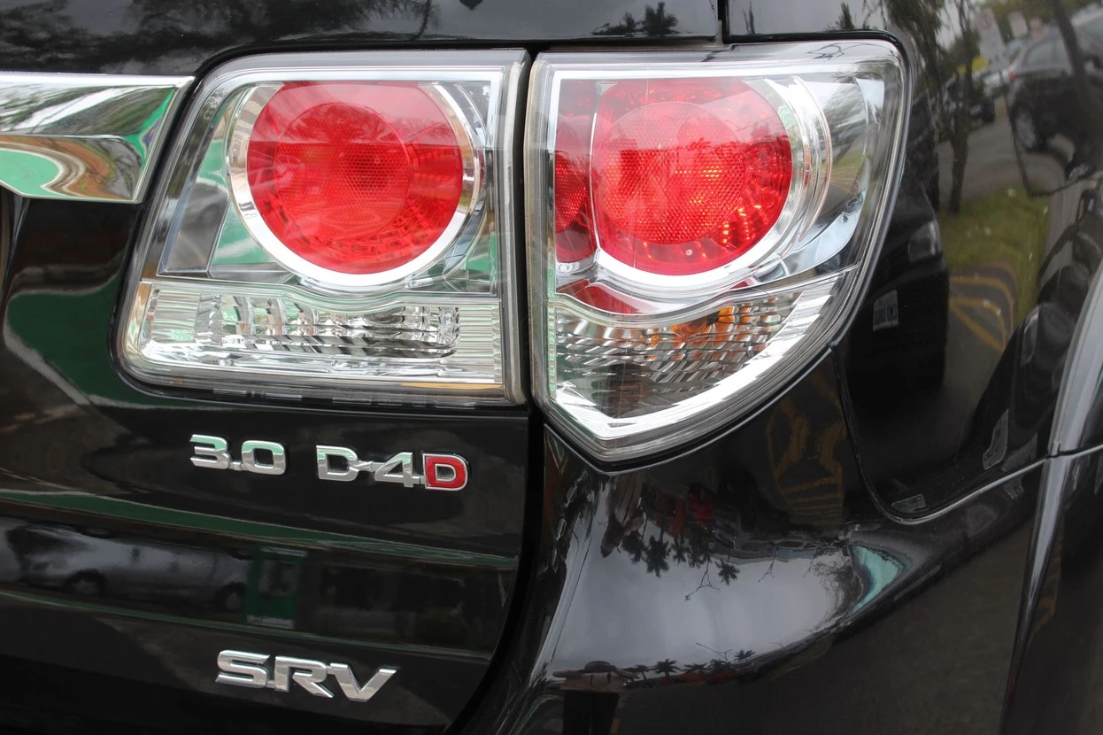 TOYOTA HILUX SW4