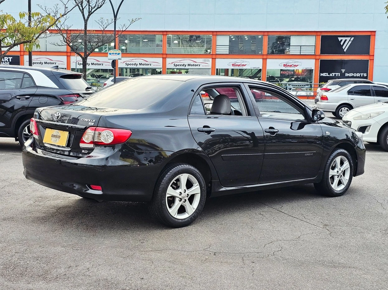 TOYOTA COROLLA