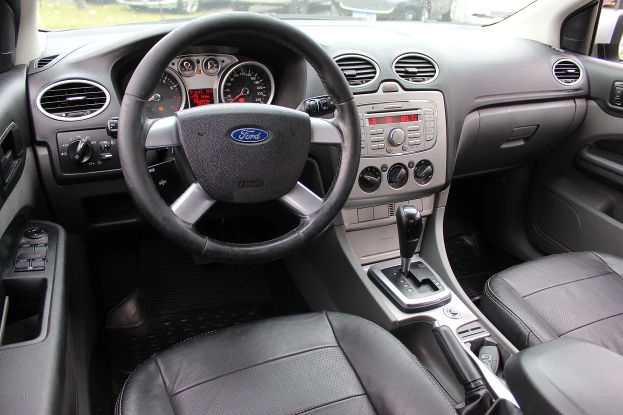 FORD FOCUS