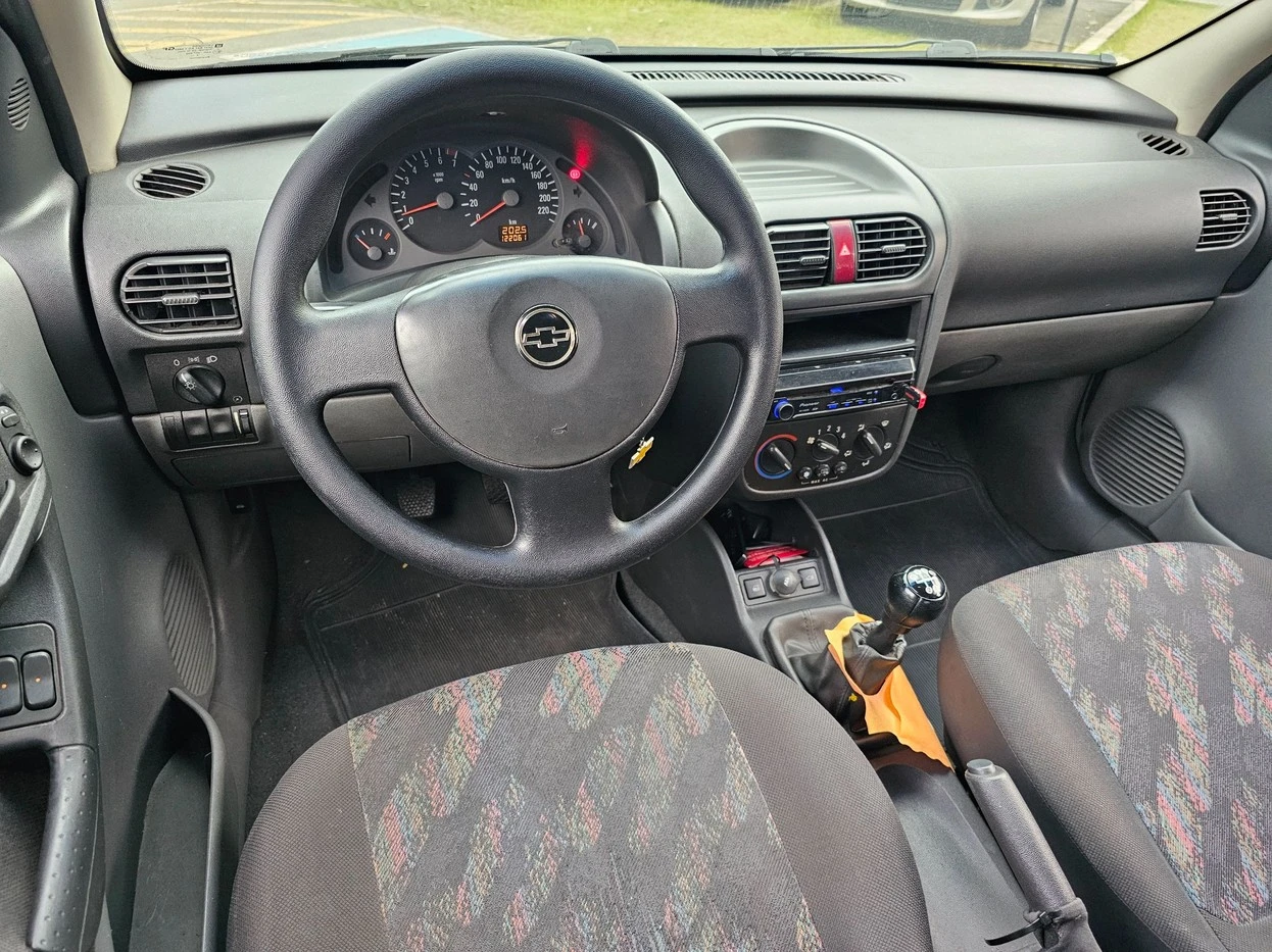 CHEVROLET CORSA