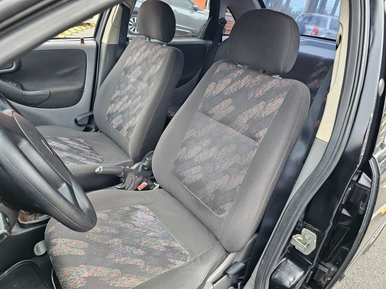 CHEVROLET CORSA