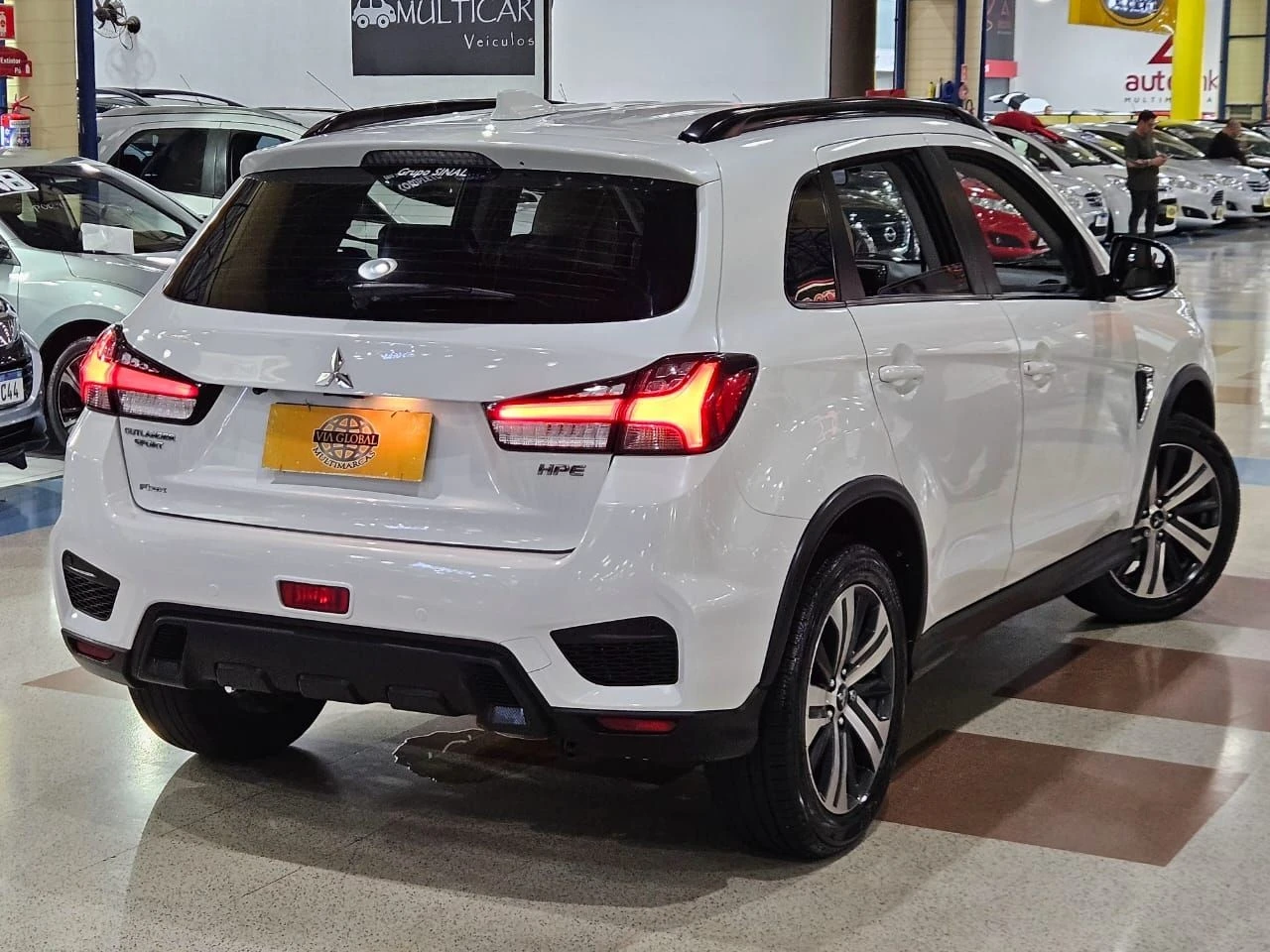 MITSUBISHI OUTLANDER SPORT