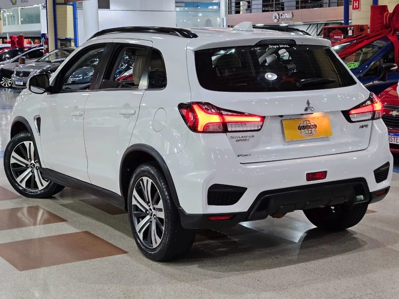 MITSUBISHI OUTLANDER SPORT